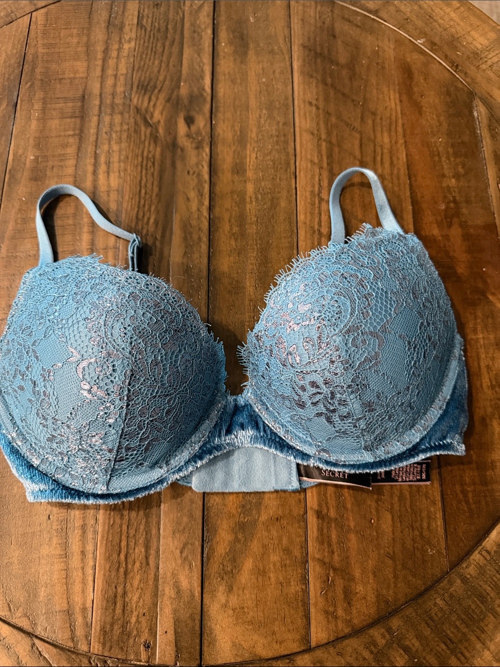 Victoria's Secret Blue Lace Push-Up Bra